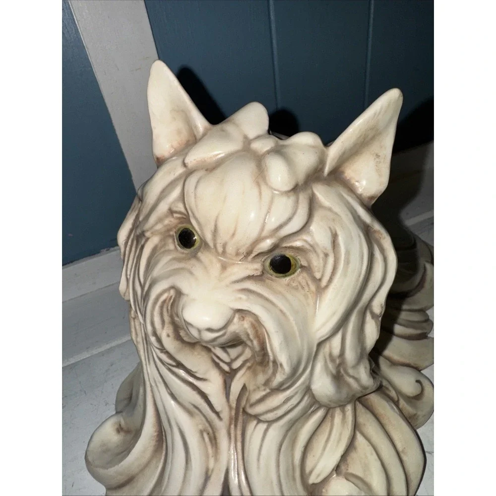KAY FINCH CALIFORNIA POTTERY Yorkie DOG FIGURINE Sitting‎ POSE Yorkshire Terrier
